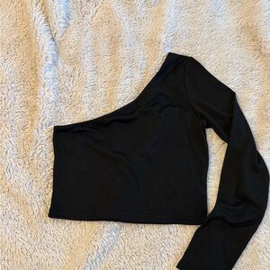 Black One-Shoulder Long-sleeve Top